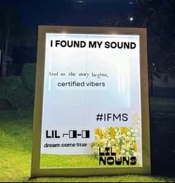 Flash Frame Photobooth Rentals